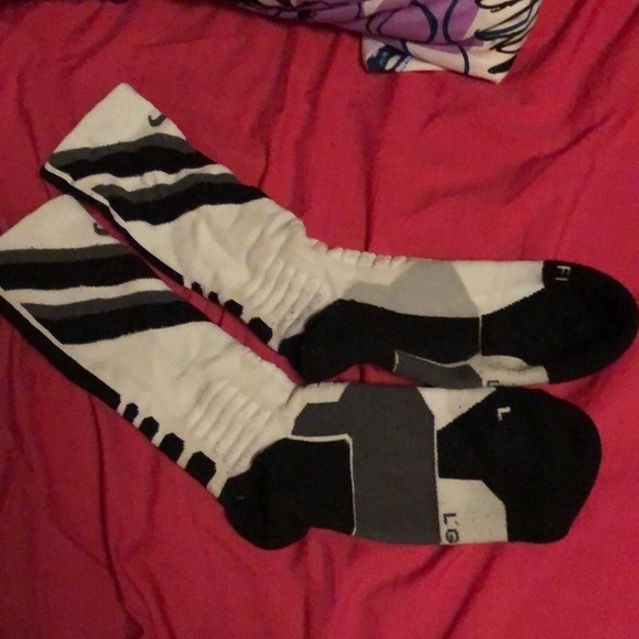 nike elite socks - Picture 2 of 3
